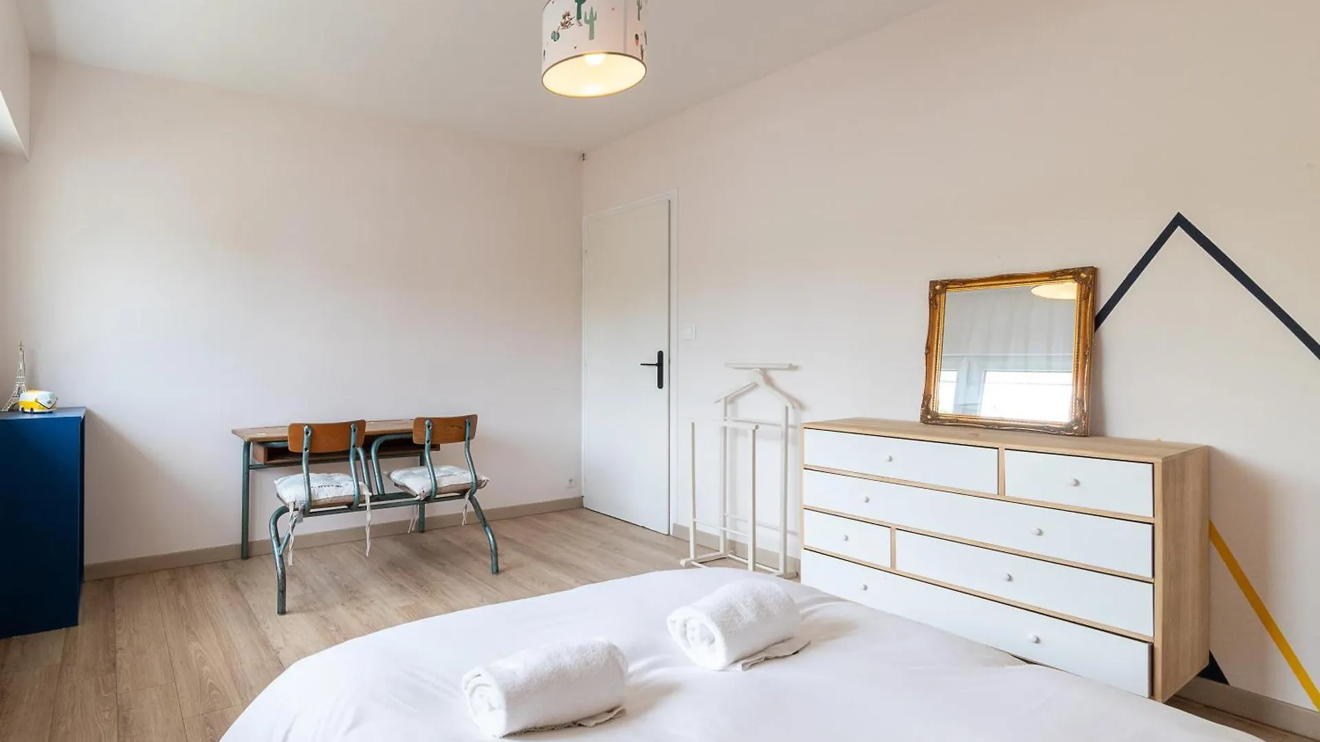 Apartman Maison Familiale - Spacieuse - Wifi - Parking Saint Anne-dʼAuray Franciaország